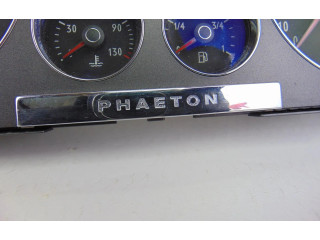 Přístrojová deska  Volkswagen Phaeton  3D0920885A  