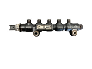 Vstřikovací lišta 9654592680   Volvo S40     