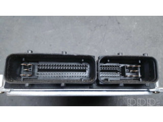 Řídící jednotka 8E0909557H, 8E0909057A   Audi A4 S4 B6 8E 8H 2003