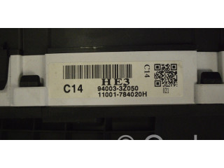 Přístrojová deska  Hyundai i40 2012 940033Z050, 11001784020H  