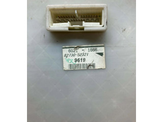   Pojistková skříňka 8273052321, 6G211866   Toyota Yaris 2006