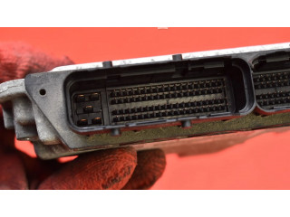 Блок управления двигателем Блок управления 89661-0DE80, 89661-0DE80   Toyota Yaris