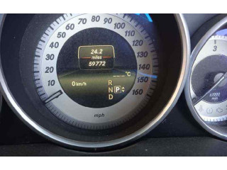 Přístrojová deska  Mercedes-Benz CLK AMG A208 C208 2014 A2129007918, A2C91366700  