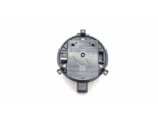Вентилятор печки    DM696002, DL950002   Chevrolet Volt II