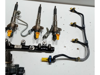 Vstřikovač 1660000372R, 175217543R   Nissan Navara D23     