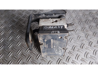 Блок АБС 7M3907379D, 7M3614111N   Ford  Galaxy  2000-2006 года