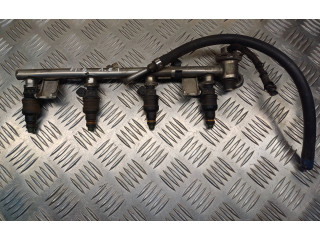 Vstřikovací lišta 058133681, 058133551   Audi A6 S6 C5 4B     
