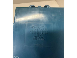 Блок комфорта 8961847011   Toyota Prius (XW20)   