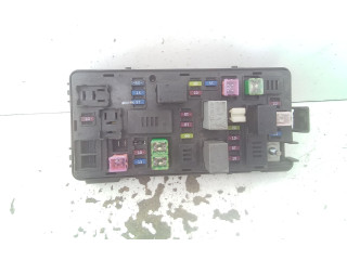 Блок предохранителей 9502-0934, 9502-0934   Chevrolet Spark       