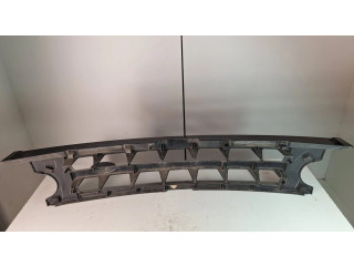 Передняя решётка Land Rover Discovery 3 - LR3 2005-2009 года DHB000274LML      