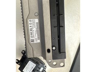 Дисплей    8801702, 8708259   BMW 5 G30 G31