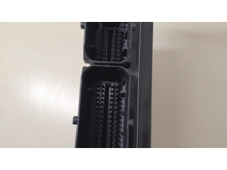 Блок управления двигателя RF7N18881U, 2758006674   Mazda 5