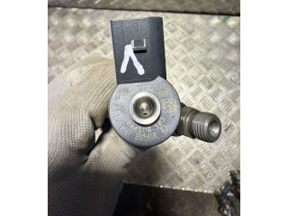 Vstřikovač 0445110503   Toyota Avensis T270     