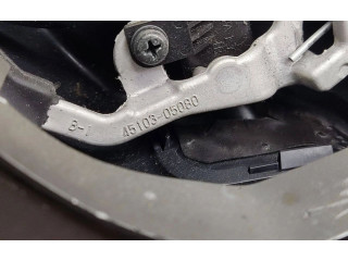 Руль  4510005750A, 4510305080   Toyota Avensis T270 