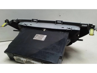 Блок управления климат-контролем 559002J132   Toyota Previa (XR30, XR40) II