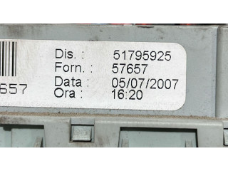  Pojistková skříňka 51795925, 51795925   Lancia Musa 2006