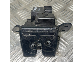 Замок багажника     Hyundai i30 2007-2012 года