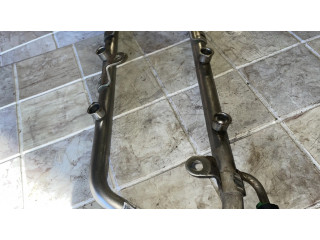 Vstřikovací lišta 04861581AB   Chrysler Pacifica  pro benzínový motor 3.5  
