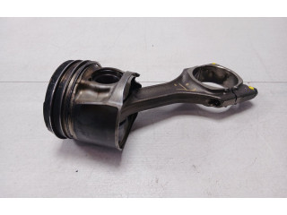 Píst 0687776302   Opel Mokka    B16DTH 