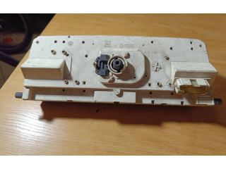 Přístrojová deska  Volkswagen PASSAT B3 1992 5220029110  