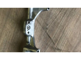 Vstřikovací lišta 14018510   BMW X1 F48 F49  pro naftový motor 2.0  