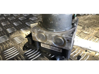Jednotka ABS 8200038695   Renault Scenic II -  Grand scenic II 2005