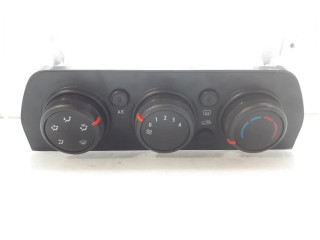 Блок управления климат-контролем 275003079R   Renault Sandero I