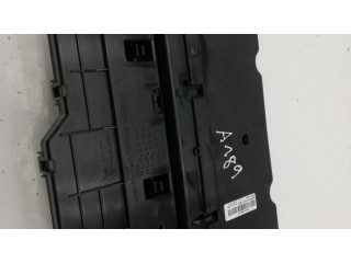 Блок предохранителей 8364540, 8364542   BMW X3 E83    