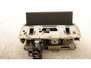 Дисплей    8V0857273P, 8V0919604C   Audi A3 S3 8V