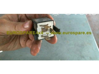 Блок предохранителей MB302373   Mitsubishi Montero    