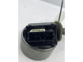 Ручка стеклоочистителей 00006239G6   Citroen Saxo