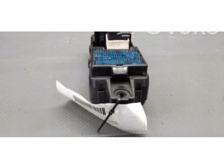 Блок предохранителей 2L040640   Mitsubishi Space Star    