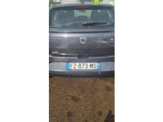 Блок предохранителей  284B65716R, 284B65716R   Dacia Sandero III    