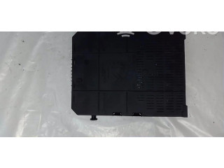 Pojistková skříňka Řídící jednotka BSM 967847718001   Peugeot 5008 2013