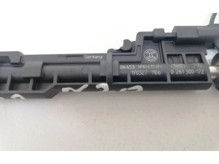 Vstřikovač 7639994   BMW X3 F25  pro benzínový motor 3.0  
