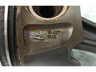 Píst 8370B   Mercedes-Benz R W251  pro naftový motor 3.0  