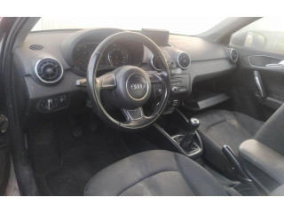 Дисплей       Audi A1