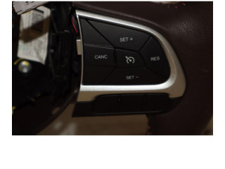 Руль Jeep Renegade  2014 -  года 7356038170      