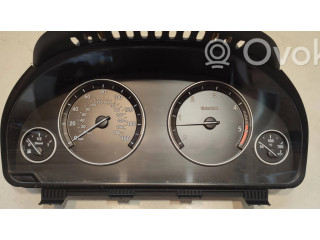 Přístrojová deska  BMW 5 F10 F11 2011 25811511, 9227616  
