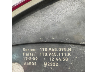 Задний фонарь левый сзади 1T0945095N, 1T0945111K    Volkswagen Touran I   2003-2010 года