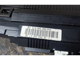 Přístrojová deska  Mercedes-Benz C W203 2001 A2035403411, 11000889603  