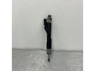 Vstřikovač 7597870   BMW 5 F10 F11  pro benzínový motor 3.0  