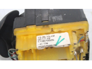 Переключатель дворников 255675887R   Renault Captur