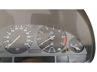 Přístrojová deska  BMW 7 E38 2000 62118369051  