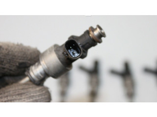 Vstřikovač 104390520   Audi A6 S6 C7 4G  pro benzínový motor 3.0  