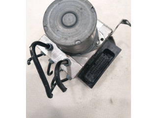 Jednotka ABS 6860214, 8860215   BMW X1 E84 2014