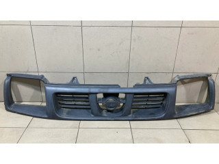 Передняя решётка Nissan Navara D22 1997-2004 года 623102S4, 623102S400      