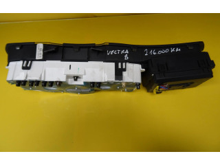 Přístrojová deska  Opel Vectra B 1998 90569785KK, 24404026  