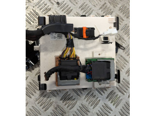 Блок комфорта 32400409   Volvo XC40   