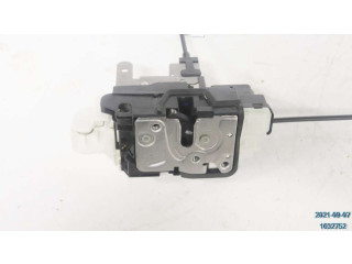 Vstřikovač 31440392   Volvo V40    D4162T 